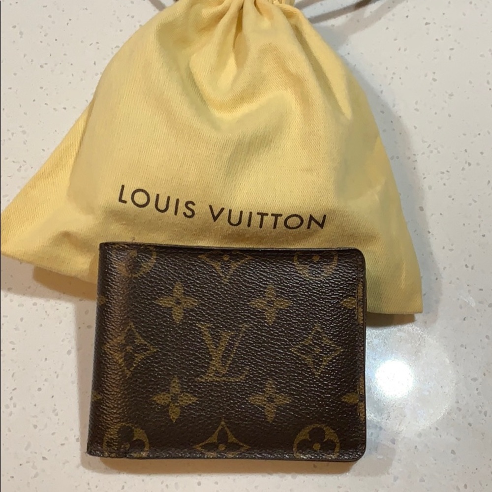 vintage Louis Vuitton monogram wallet